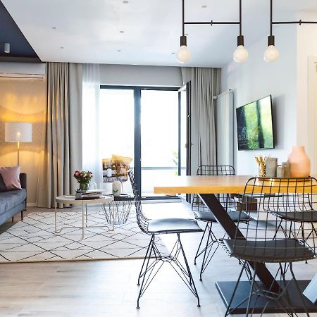 Union Pearl - City Center-Sky Bar At 12Th Floor Bukares Bagian luar foto